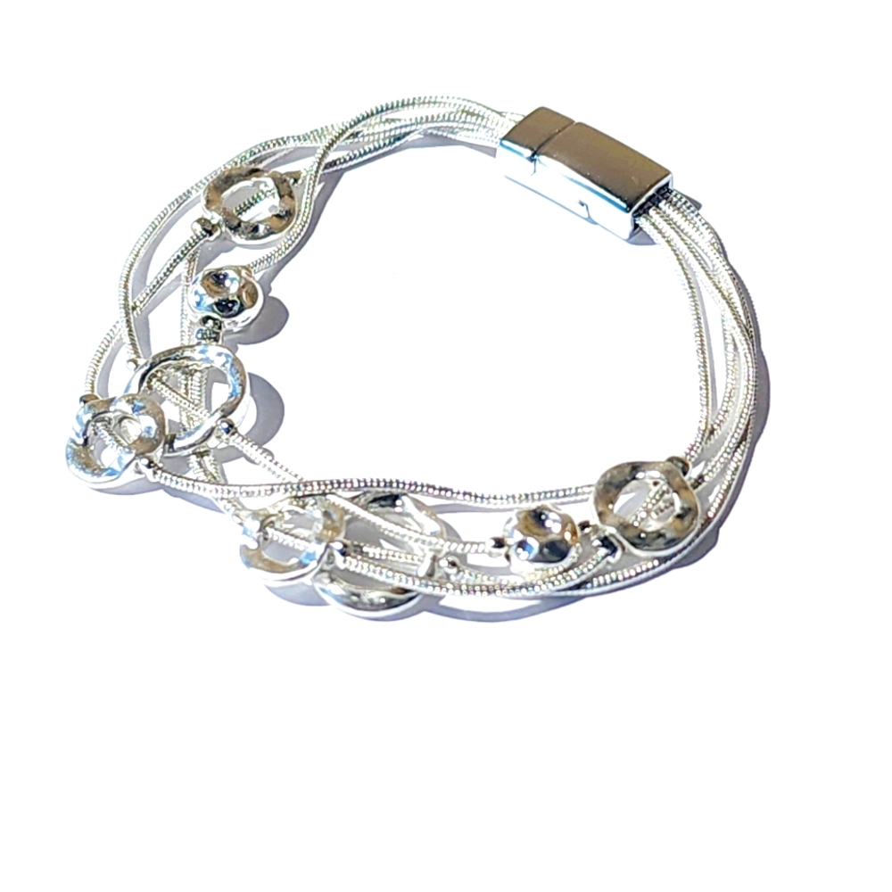 Woman's Simple Hammered Ball & Hollow Circles Sliver Magnetic Bracelet - Picture 1 of 7